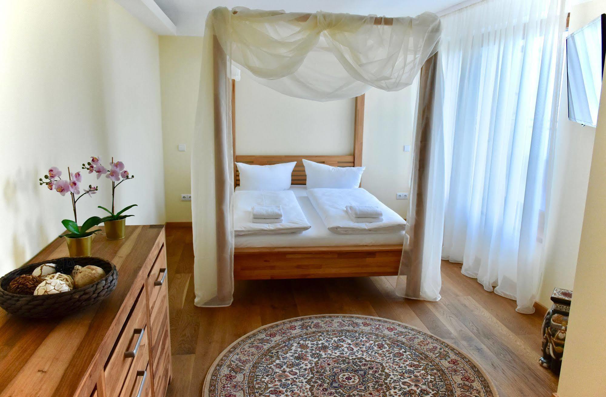 Aparthotel Christie Берлин Экстерьер фото